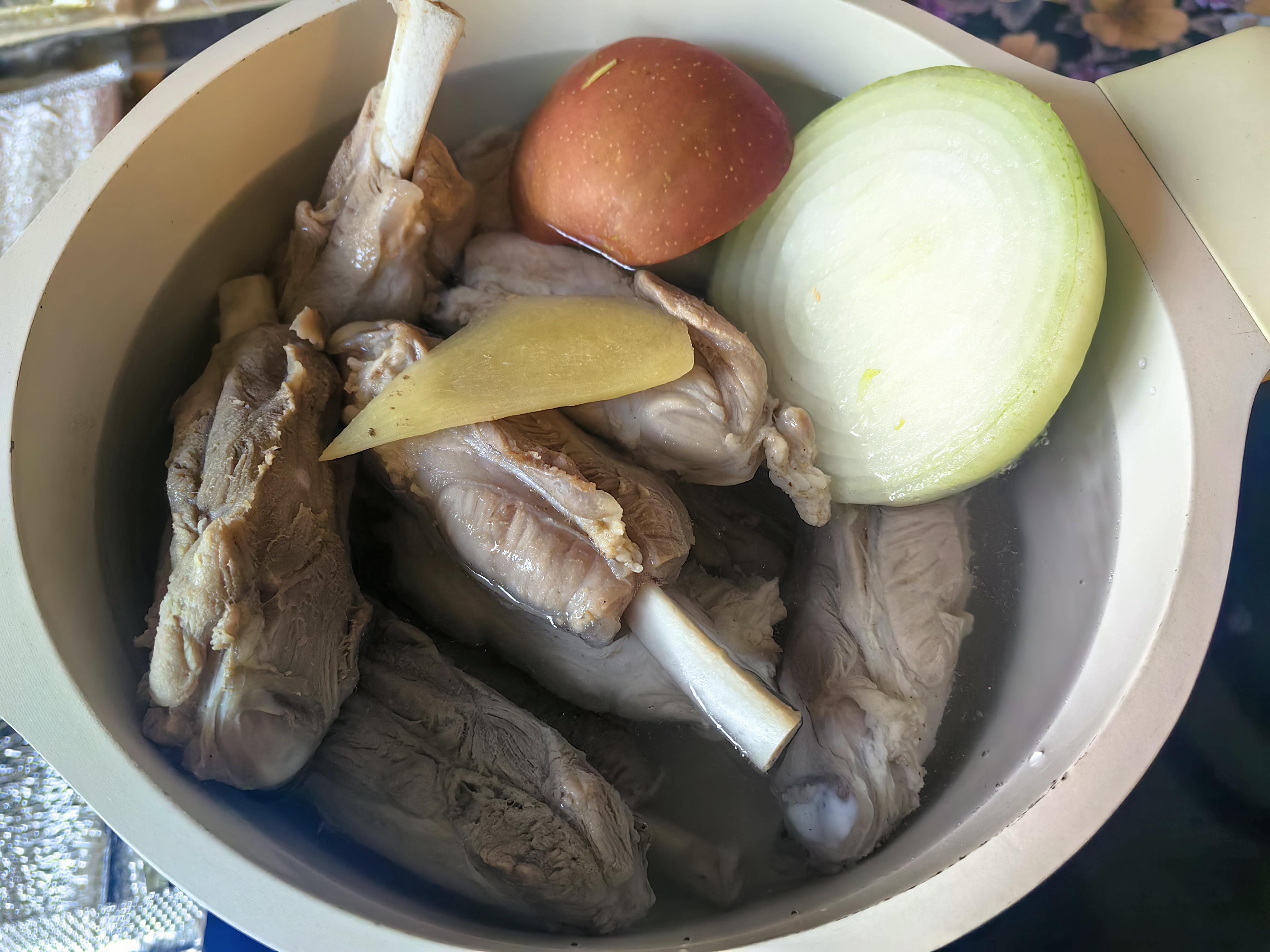 1号会员店（One's Member） 猪棒棒腿（猪寸骨）净重2斤 烧烤食材猪肉生鲜手抓骨香压排骨 实拍图