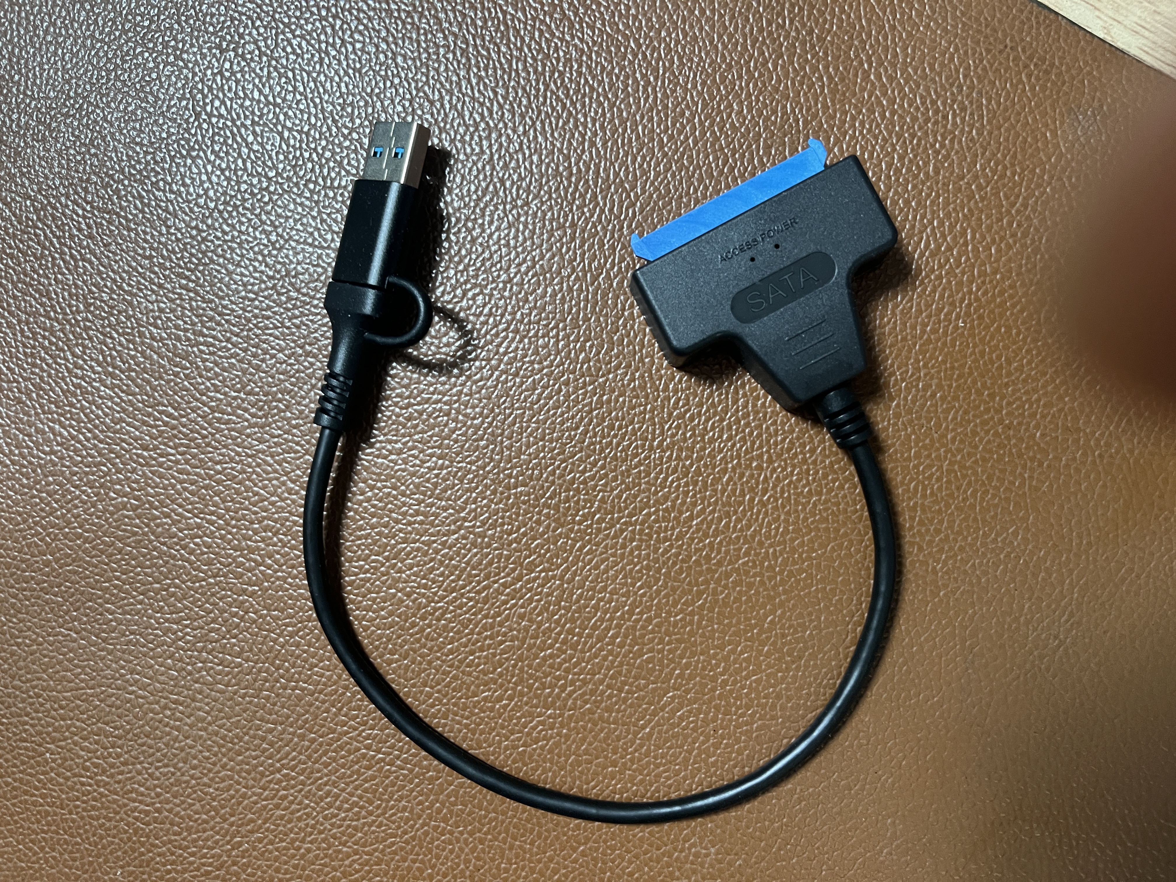 毕亚兹 USB3.0/Type-C转SATA转换器硬盘转接线 双口易驱线 2.5英寸硬盘盒转接头 笔记本电脑硬盘座 实拍图