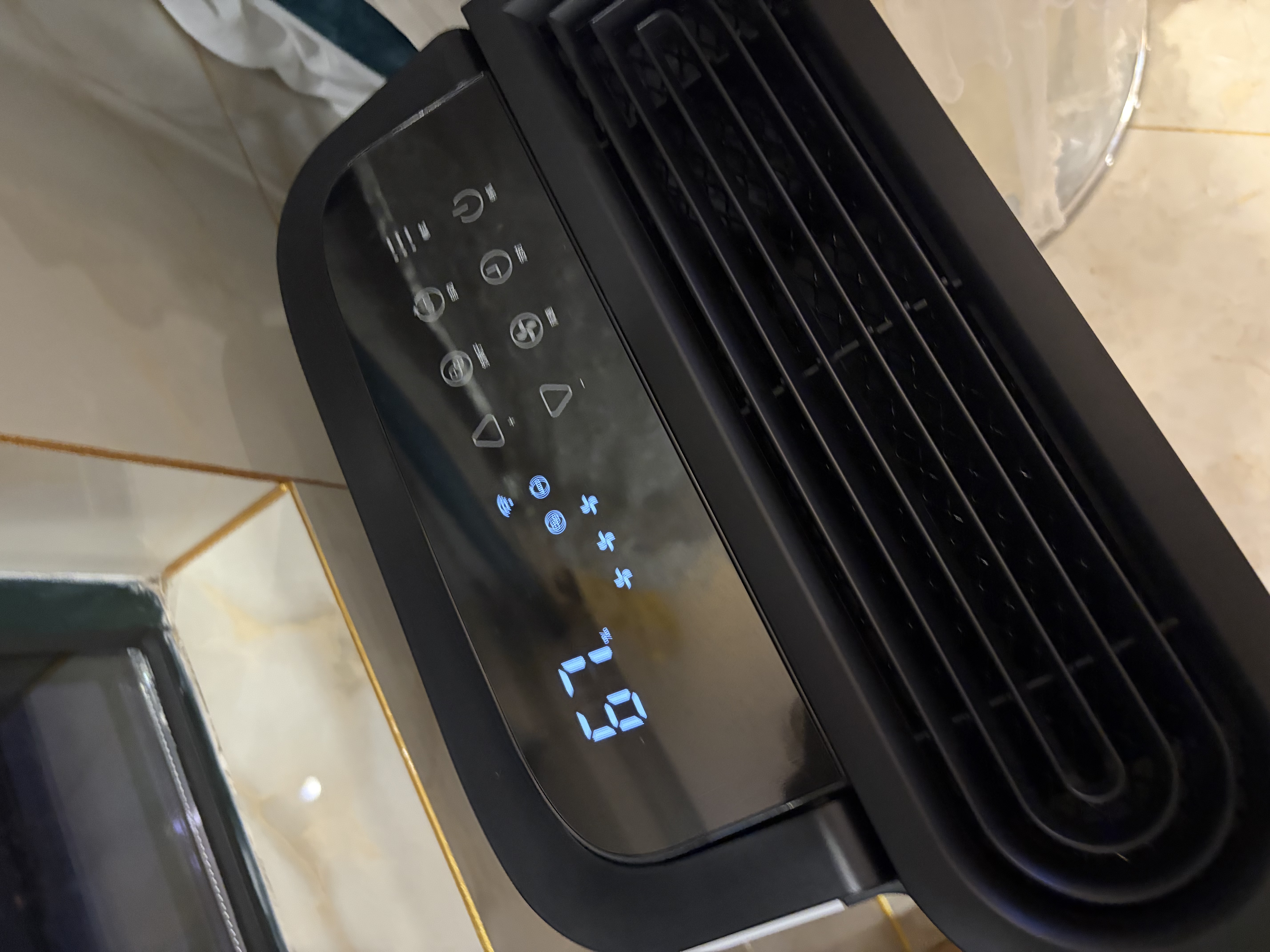 德业（Deye）除湿机/抽湿机 除湿量25升/天 45㎡家用轻音地下室除潮除湿器干衣机客厅卧室 手机智控DYD-T22A3 实拍图