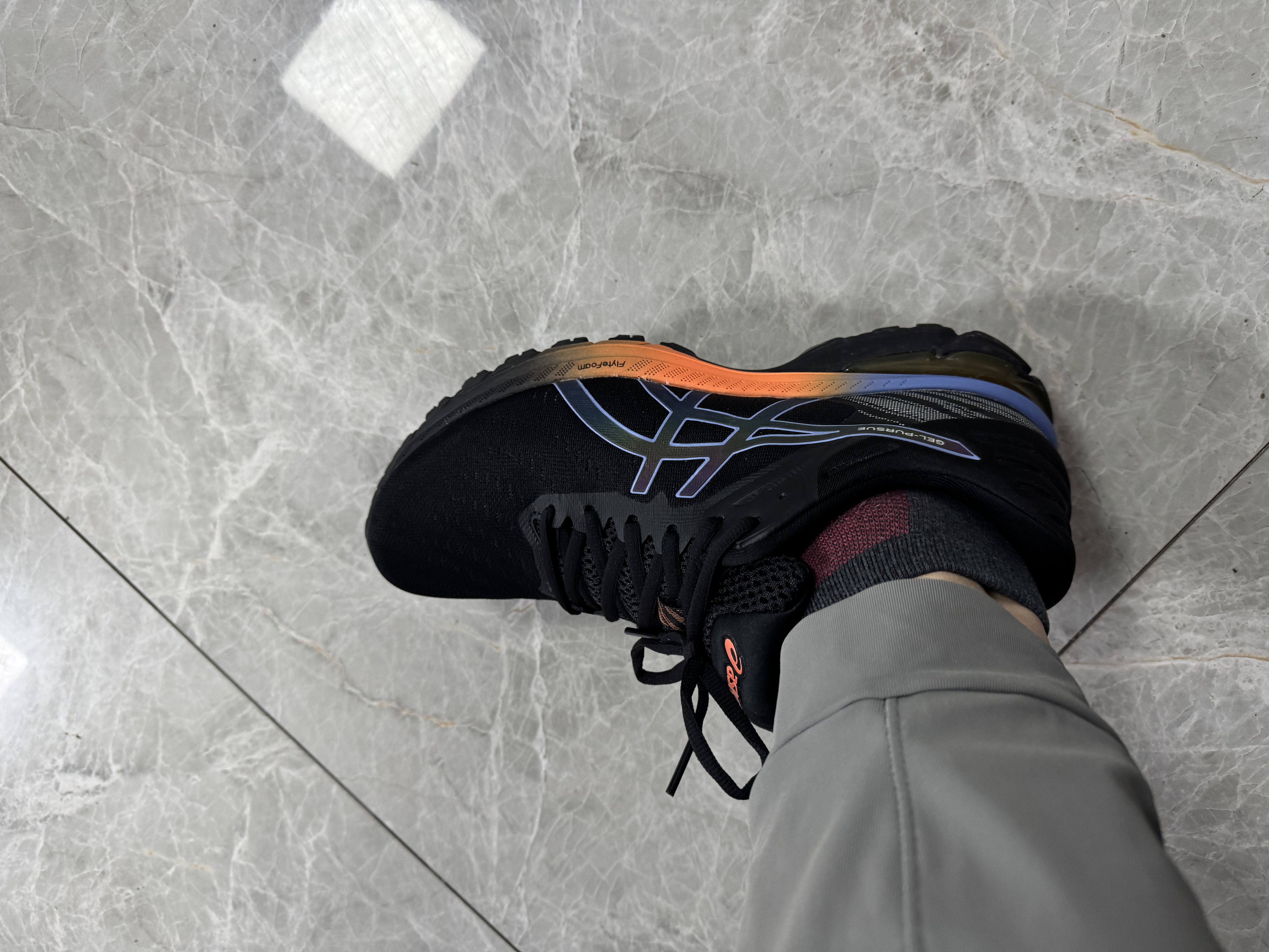 亚瑟士ASICS男子缓震透气跑鞋 GEL-PURSUE 7 黑色 42 实拍图