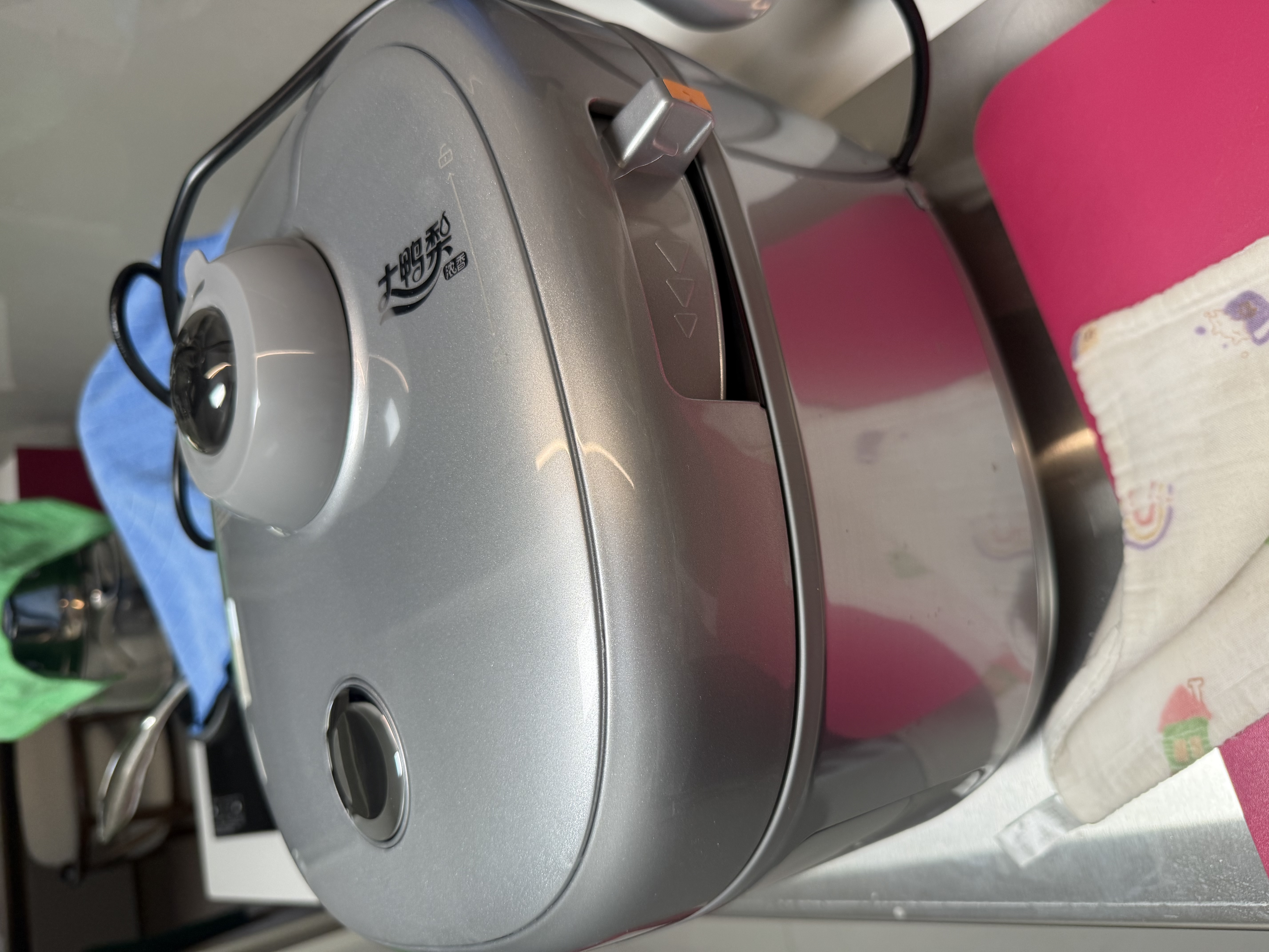 美的（Midea）IH加热大鸭梨AI智能120kPa电压力锅晶钛0涂层高压锅5L多功能新款电饭煲家用4-6人智能预约MY-S6 实拍图