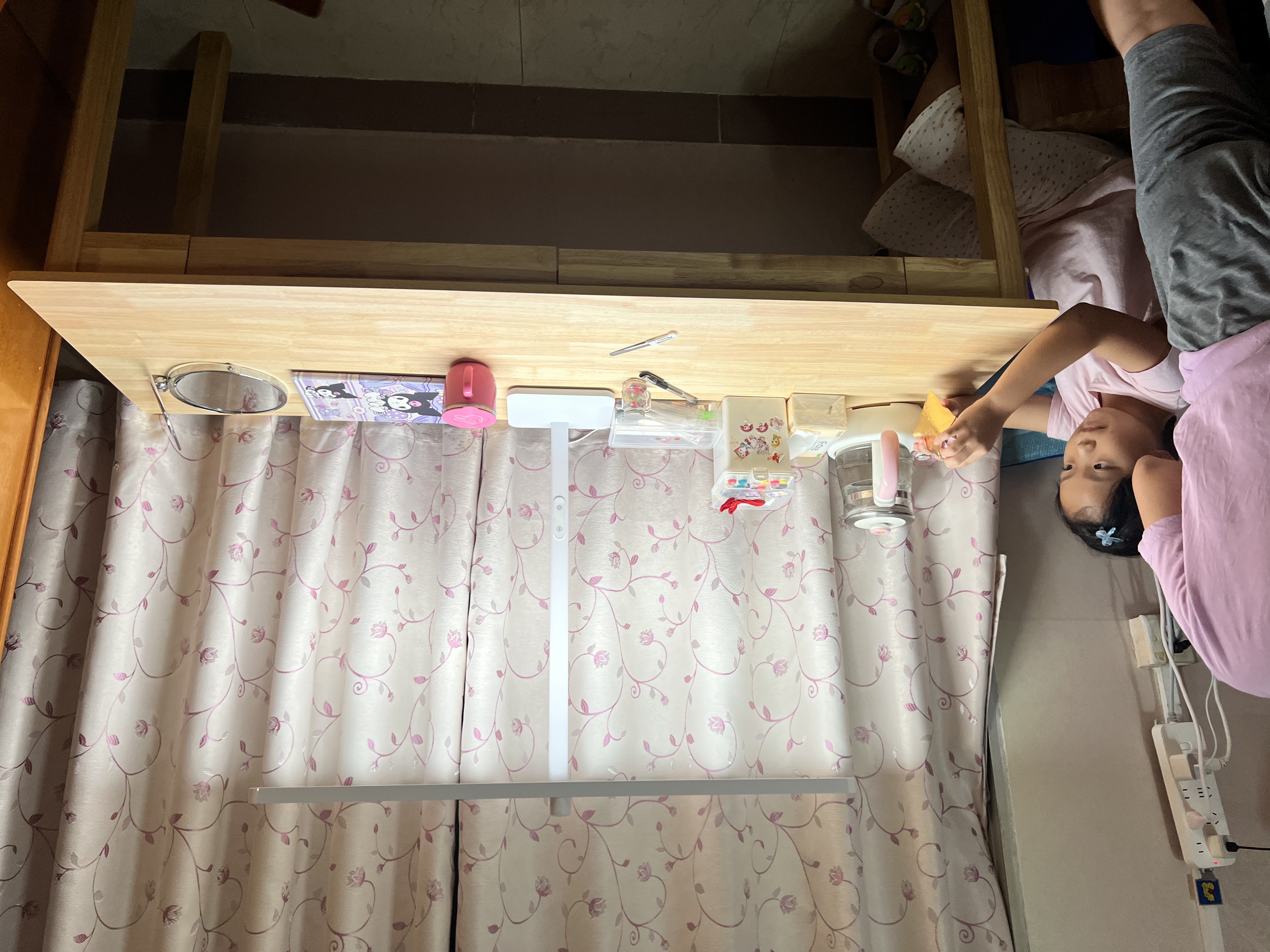 惠普普瑞护眼学习读写台灯学生儿童专用阅读书桌台灯卧室床头灯天使光 实拍图