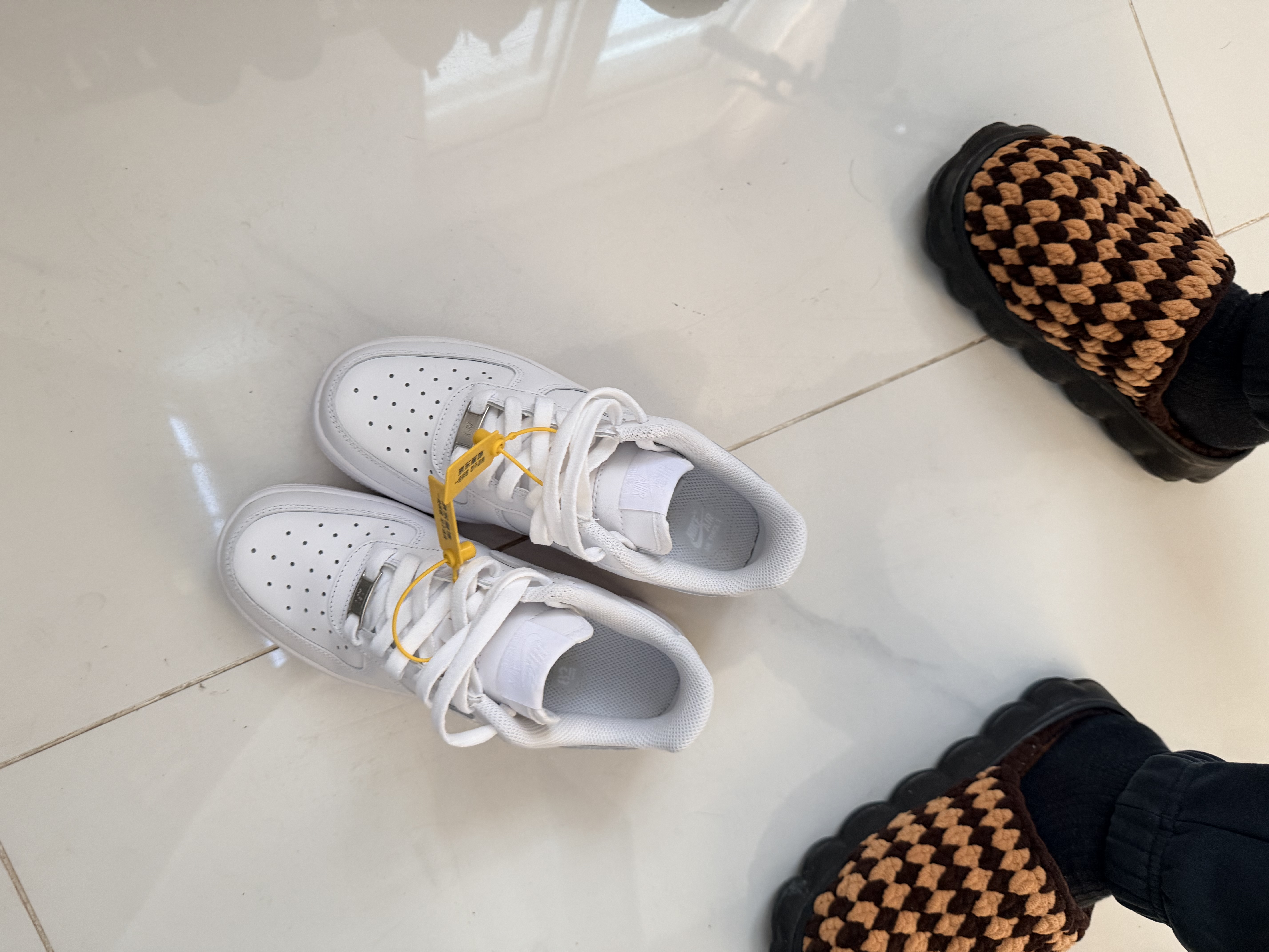 耐克双11耐克NIKE女空军一号AF1 运动鞋DD8959-100白37.5 实拍图
