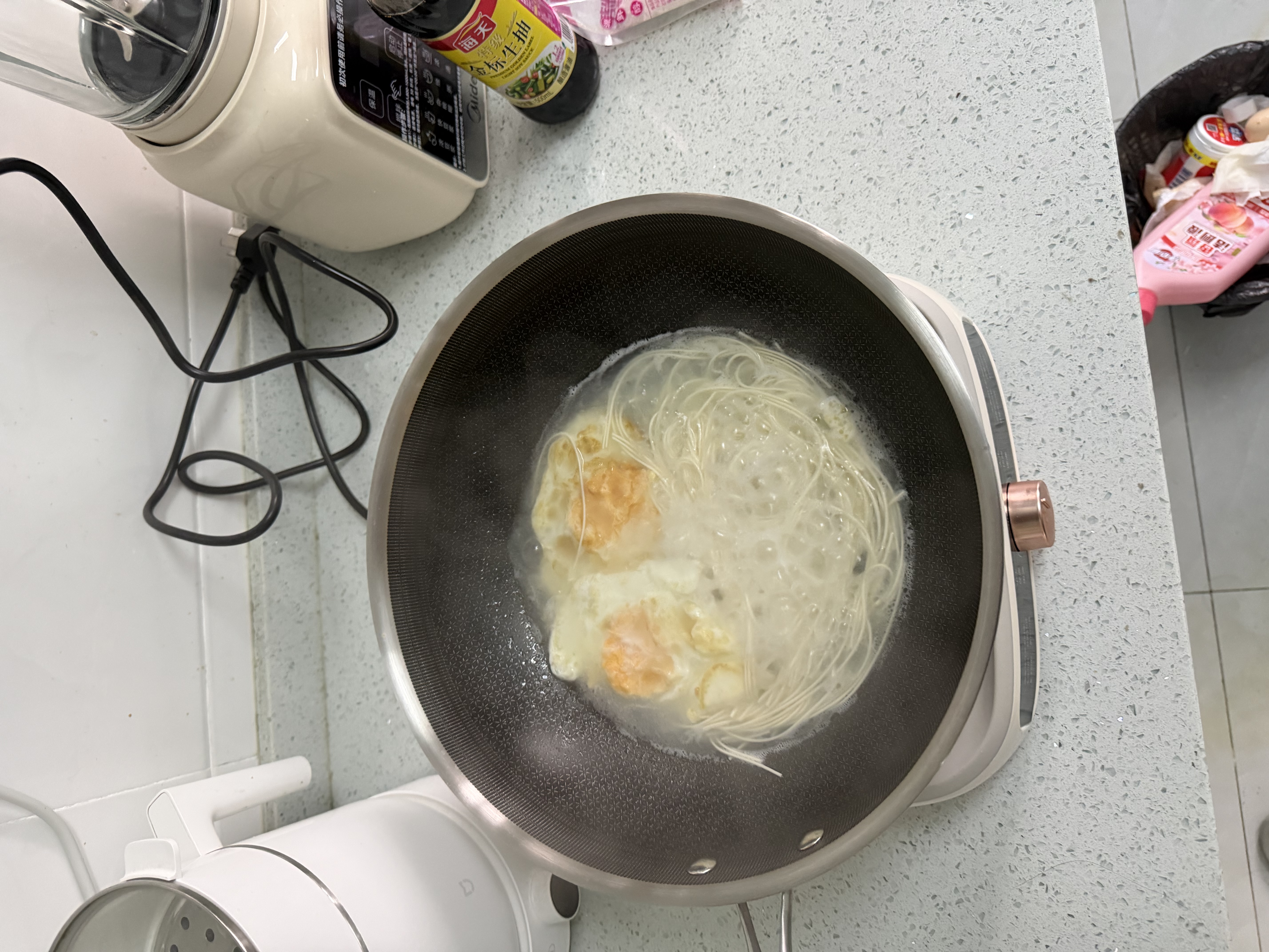 炊大皇炒锅304不锈钢有钛炒菜锅煎锅平底不粘炒锅32cm 可立可视盖不挑灶 实拍图