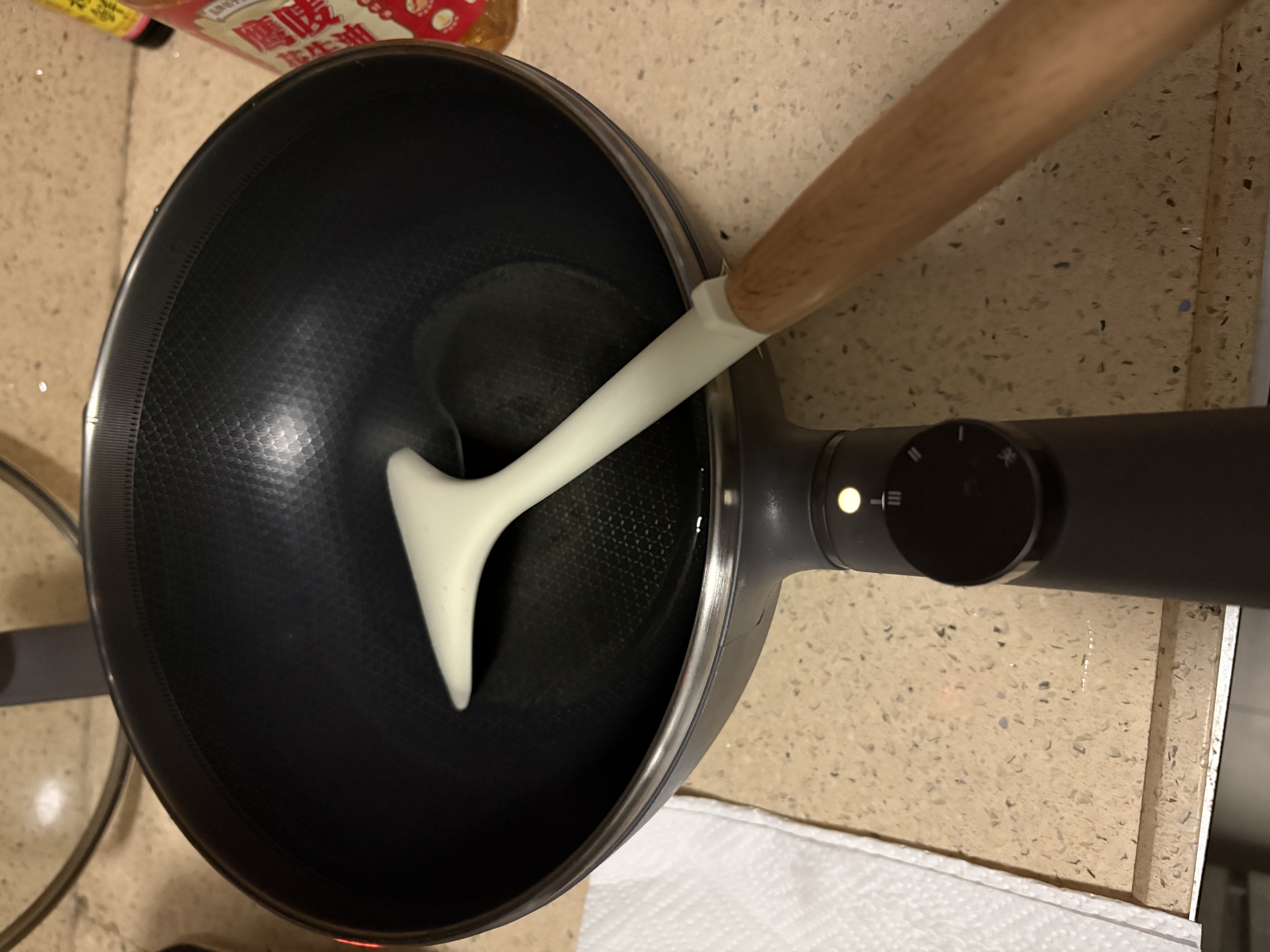 美的（Midea）电炒锅 电蒸锅 电煮锅电火锅家用多功能锅炒菜锅插电蒸煮一体锅 304蜂窝晶盾多用途锅电热锅 4L 【行业爆款】无惧铁铲+黄金容量HGS2812 实拍图