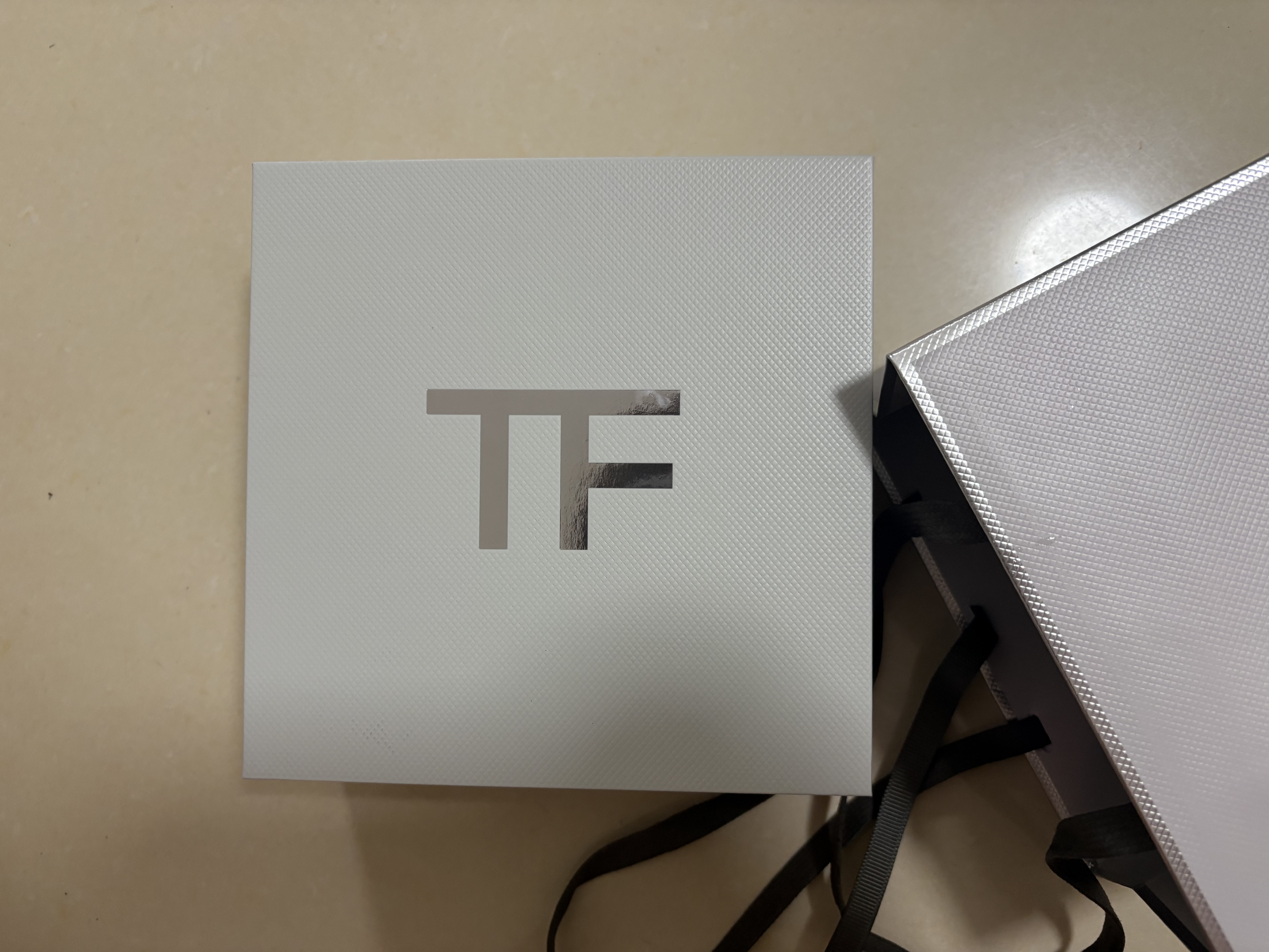 TOM FORD【达人专享】幻魅四色TF眼影盘27夜奔华服11g 化妆品 实拍图