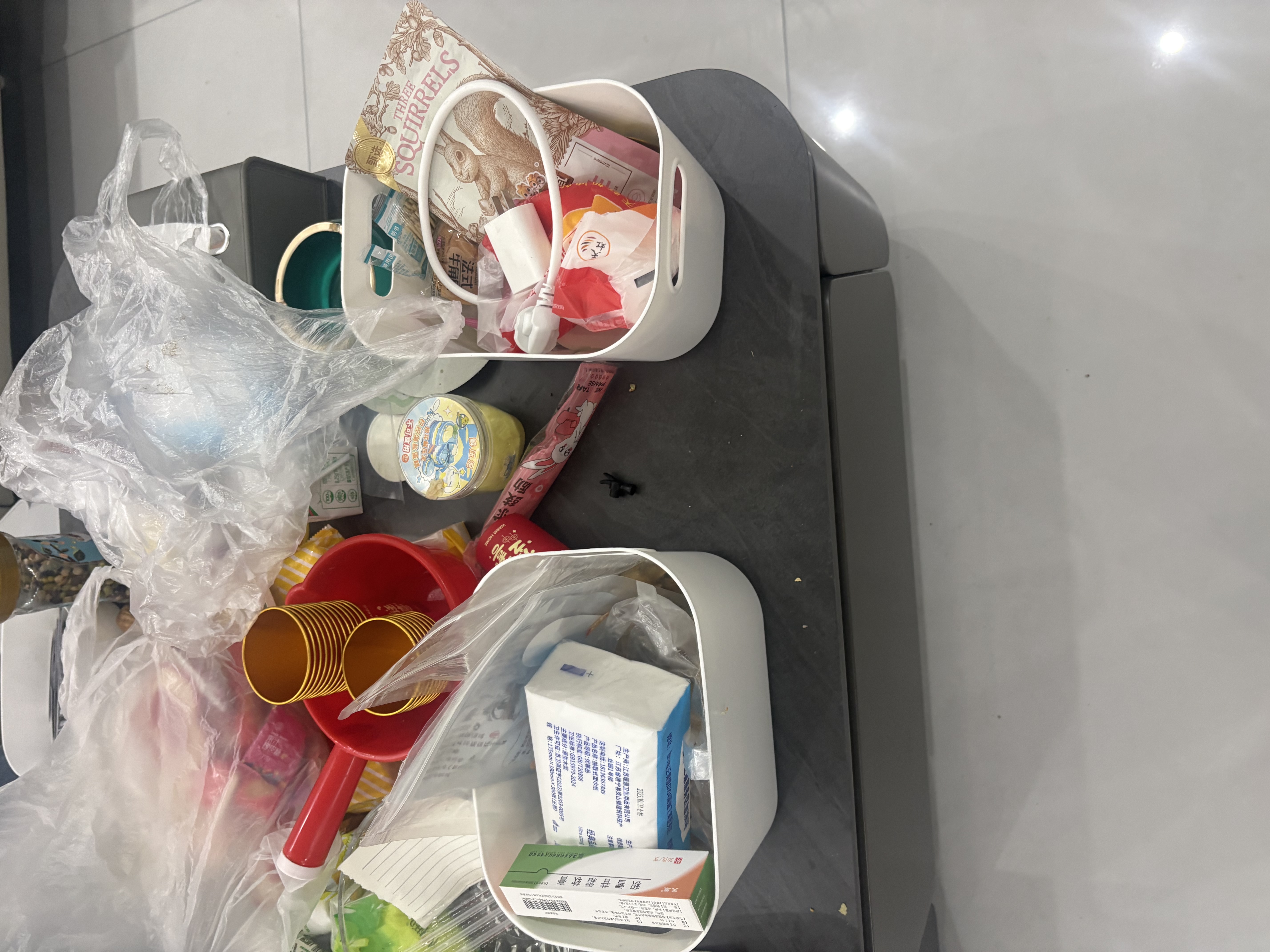 访客桌面储物盒杂物收纳盒家用零食玩具玩具零食整理筐整理箱收纳箱 大号加高加厚【3只装】带盖 实拍图