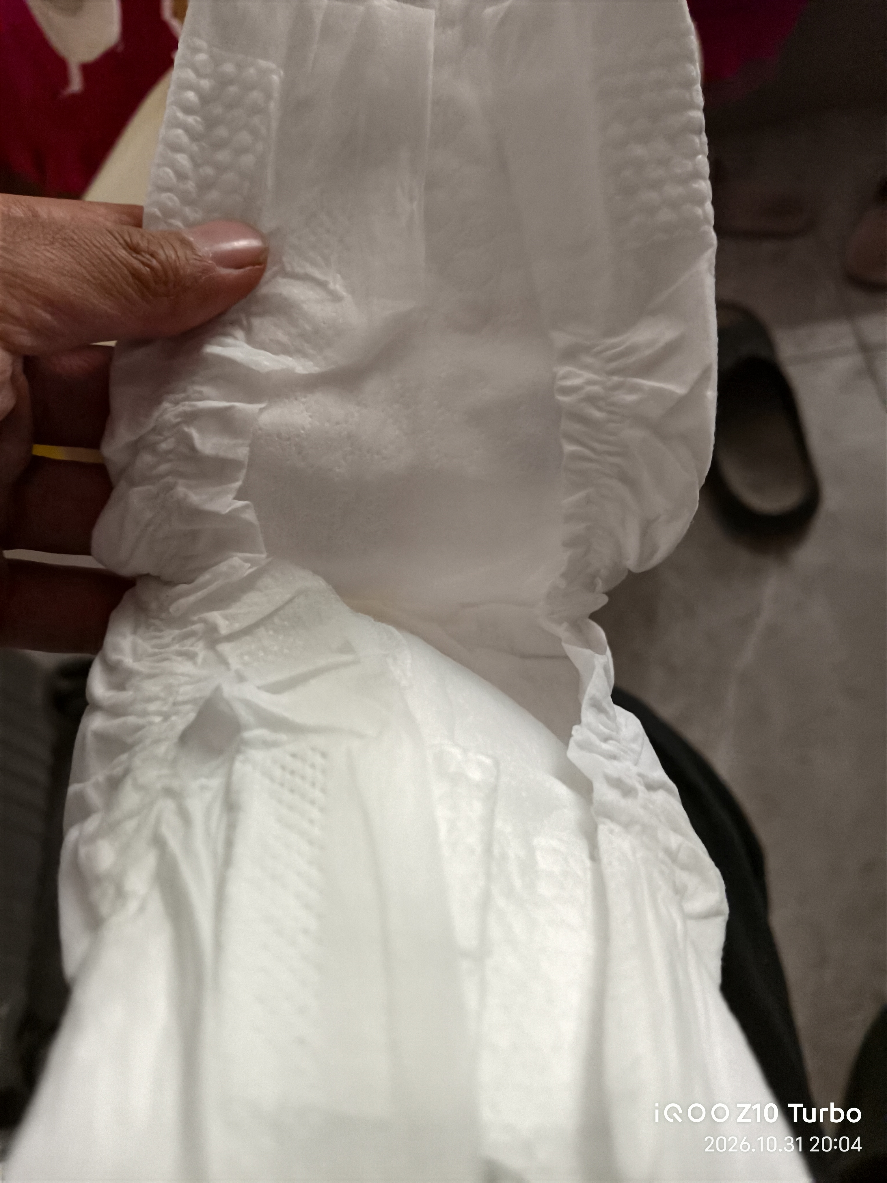 好奇（Huggies）金装小黑洞纸尿裤NB80片(5kg以下)尿不湿【速干不易红】 实拍图