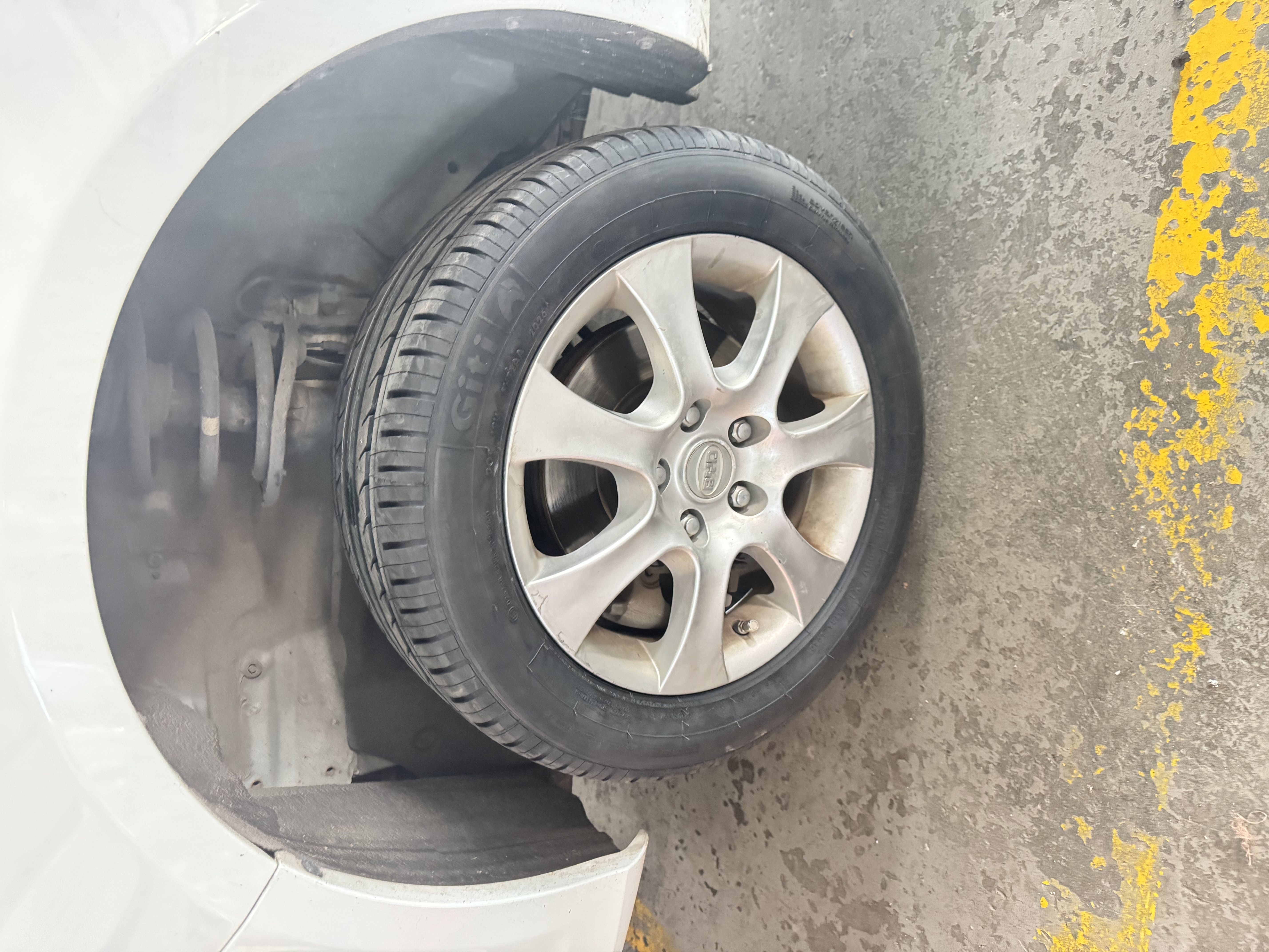 佳通轮胎205/55R16 94V  221v1 适配吉利帝豪/大众高尔夫/福克斯/荣威 实拍图