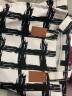 畅印几何黑白格子手提包大容量上班帆布包单肩斜跨学院风托特包电脑包 黑白格+小熊挂件（实物偏白） 晒单实拍图