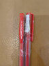 三菱（uni）UM-100学生中性笔签字笔 0.5mm双珠防漏墨啫喱笔考试水笔(替芯UMR-5) 红色 1支装 实拍图