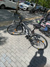 Jeep吉普自行车成人公路车碟刹变速入门男女学生通勤竞技代步车-风驰 风驰-弯把-高碳钢-黑白色 26寸 27速 实拍图