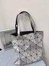 CLEVER & KETCH几何菱格包包女包2023新款大容量托特包购物袋通勤大包女士手提包 幻彩白 实拍图