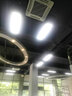 毅胜 led办公室吊灯长条灯车间工作会议室灯具商场超市网吧工程条形灯 银1200*300配LED 56W 实拍图