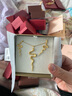 明牌珠宝生日礼物 灵蛇系列 足金黄金沙漠图腾蛇耳坠耳饰AFH0202工费350 送礼女 约5.27克 实拍图