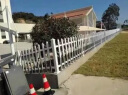 芳东护栏栅栏草坪护栏隔离栏PVC塑钢花园围栏栅栏 50厘米高（蓝色） 实拍图