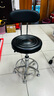 励耘家用电脑椅转椅学生学习椅子旋转升降小圆凳子防爆职员办公靠背椅 黑色轮带背 钢制脚  无扶手 实拍图