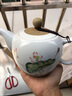 爱饰唯 茶壶陶瓷功夫花茶茶具套装单壶良瓷珍藏金银错工艺撞色饕餮茶壶 大号陶泥手绘茶壶(盛开荷花) 实拍图