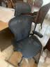 赫曼米勒（HERMAN MILLER）美国品牌 99成新二代赫曼aeron原装二手人体工学椅电脑椅 整椅发货 质保十二年 久坐护腰办公椅电脑椅 【基础款】石墨黑带腰托（中号/尼龙脚/头枕） 实拍图