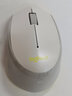 罗技（Logitech）M330/B330 商用级无线轻音鼠标 办公鼠标 人体工学右手鼠标 笔记本台式电脑鼠标带无线微型接收器 M330【灰色】（现在新版没灯） 实拍图