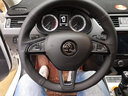 奥迈尔 斯柯达明锐真皮手缝方向盘套速派 科迪亚克柯珞克野帝yeti昕锐昕动汽车改装把套冬四季改装把套 碳纤维+黑皮款 实拍图