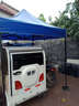 均璞 遮阳棚户外雨棚大排档帐篷广告摆摊伞车棚伸缩遮阳蓬折叠四角伞移动推拉棚遮阳宣传伞展销帐篷夜市地摊 蓝色2*2m 实拍图