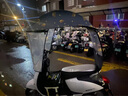 费林斯曼电动车雨棚蓬电瓶车摩托车防雨棚挡风挡雨罩遮阳棚伞车棚防晒雨伞 小熊 加宽分体侧挡-加厚钢管支架 实拍图