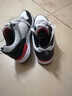特步男鞋跑步鞋子男秋冬季皮面运动休闲鞋复古防滑耐磨旅游轻便慢跑鞋 白黑灰-067 41 实拍图