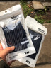 AOLIKES护腕运动缠绕绷带吸汗防扭伤羽毛球篮球举重健身力量护手腕 黑色 2只 均码约40厘米 实拍图