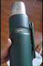 膳魔师（THERMOS） 保温瓶大容量不锈钢真空户外旅行商务便携车载水瓶SK-2010/2020 TSK2-1200S 云杉绿 1.2L 实拍图