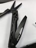 纳拓（NexTool）户外多功能刀便携工具钳组合装备户外工具折叠刀 黑色 实拍图