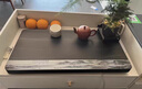 石匠同丰 影雕天然乌金石茶盘茶具套装（多尺寸）排水茶台茶海 黑金石头茶具盘家用托盘 广济桥（肌理面） 50*25*3cm 实拍图