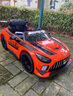 携手奔驰儿童电动车四轮可坐人婴幼儿遥控摇摆男女小孩子宝宝玩具汽车 旗舰橙+四驱+软轮+摇摆+皮座 实拍图