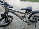 飞鸽儿童自行车6-10-15岁碟刹山地车男孩变速减震中学生女孩脚踏车 【变速】时尚银+减震碟刹+辐条轮 18寸适合身高120-145cm 实拍图