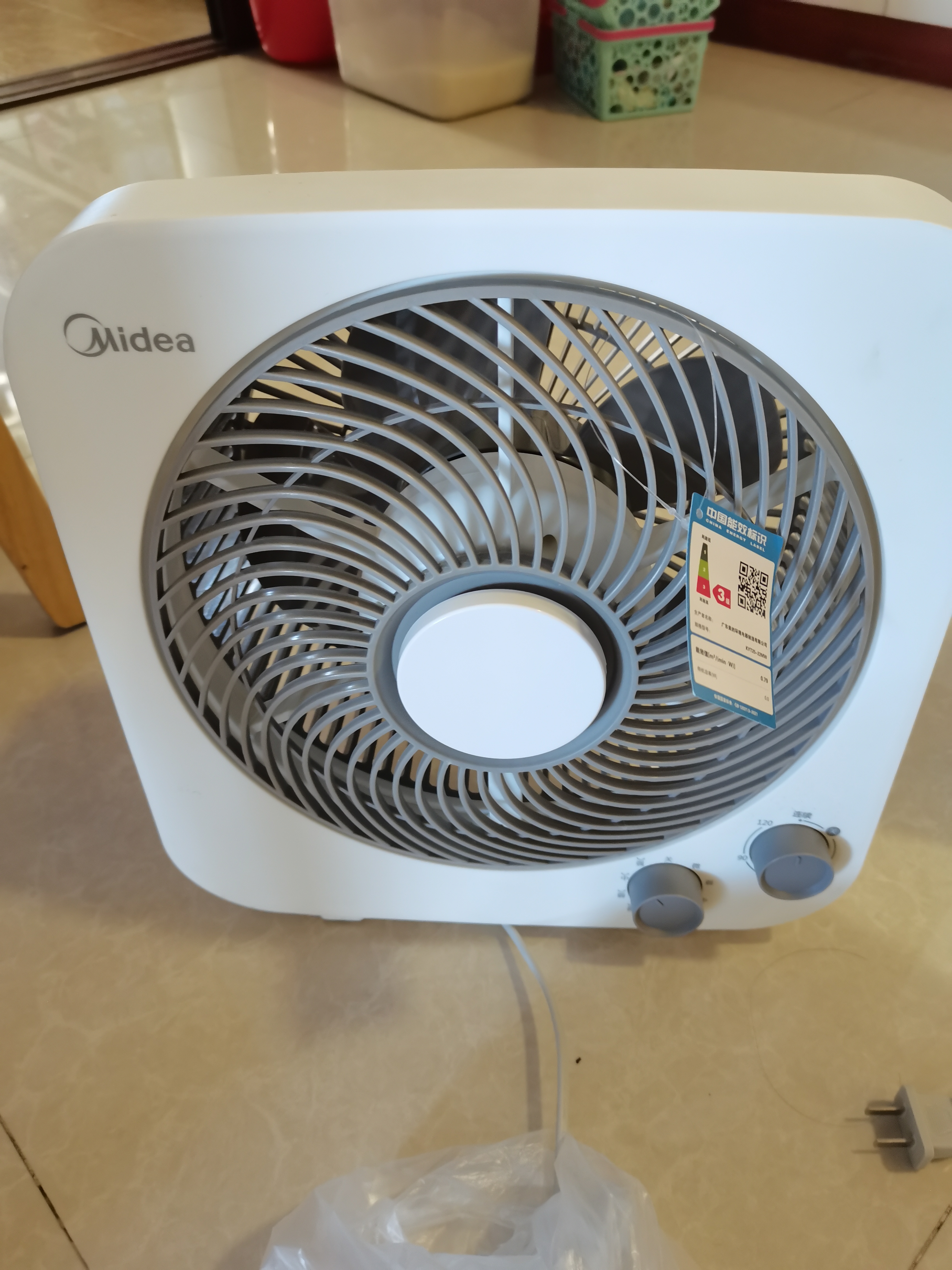 美的（Midea）电风扇 鸿运扇家用转页扇宿舍办公室风扇定时轻音节能电扇卧室客厅落地风扇 KYT25-22MW【10吋】 实拍图