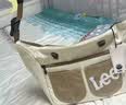 Lee【优惠特价】斜挎包男户外休闲大容量单肩包女通勤邮差包学生书包 奶茶色（拉链款） 实拍图