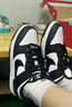 耐克（NIKE）Dunk Low GS男女新款低帮防滑轻便耐磨复古休闲运动板鞋 CW1590-100 【黑白熊猫dunk】 37.5 实拍图