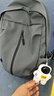 飞莎双肩包男士背包大容量书包大学生高颜值上班出差旅行电脑包初高中 灰色【带太空人挂件】 实拍图