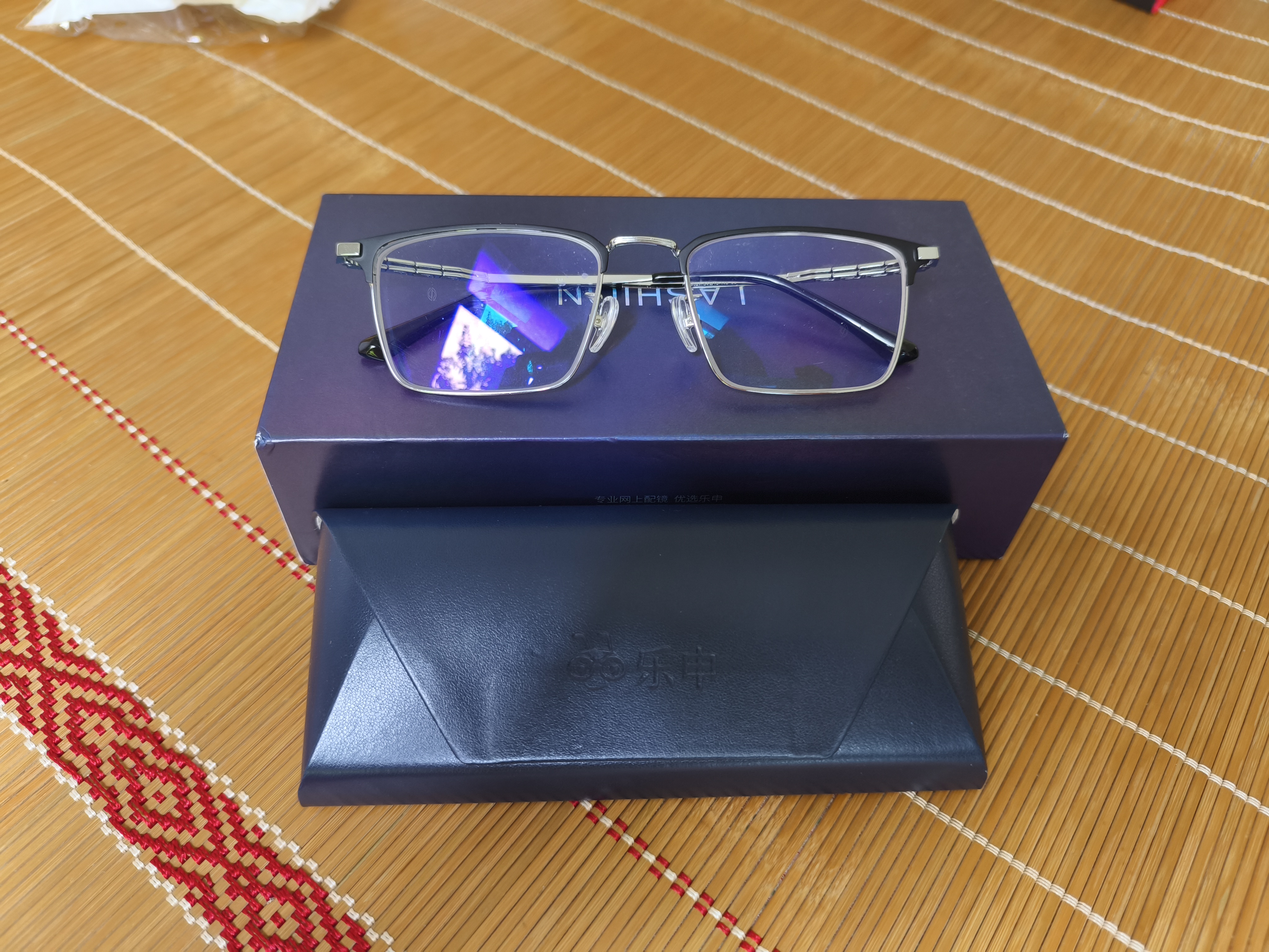 蔡司（ZEISS）镜片纯钛近视眼镜半框理工男商务变色眼睛防蓝光辐射方框可配度数 大框【高端金属 】黑银 配蔡司视特耐1.56防蓝光0-400 实拍图