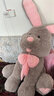 艾乐兔美国兔子公仔玩偶特大号娃娃毛绒玩具兔兔生日礼物送女友老婆闺蜜 浅灰色美国兔公仔 1.3米 实拍图