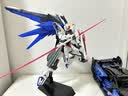 万代（BANDAI） MG 高达1 拼装模型玩具 18cm MG 自由2.0 实拍图