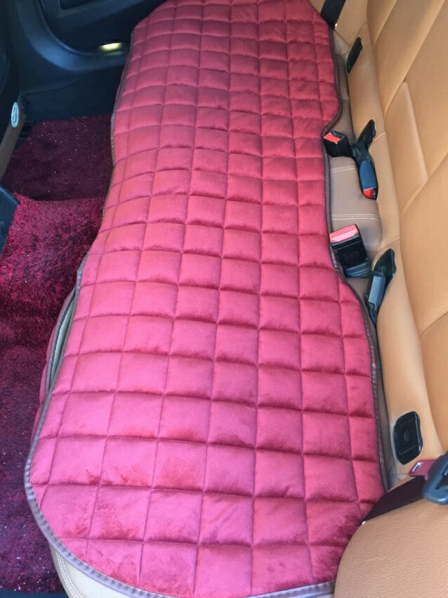 車格仕汽车坐垫通用冬季毛绒加厚三件套单片后排座垫防滑保暖绒座套车载 激情红 单片坐垫带手机兜 实拍图