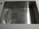 曼巴顿（MABATON） 6543C水槽4MM加厚304不锈钢手工水槽套餐台下大单槽 台控-配102龙头 650x430x220mm 实拍图
