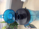乐扣乐扣 夏季塑料水杯 便携男女学生运动水杯 手提喝水杯 带挂绳 650ml(红色+蓝色) 实拍图