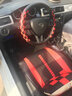 博得  福特福克斯 嘉年华 蒙迪欧 福睿斯 翼博专用汽车座套全包皮革坐套四季通用冰丝座垫套 豪华版黑红色 丰田RAV4雷凌凯美瑞汉兰达威驰花冠卡罗拉锐志皇冠 实拍图