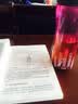 乐扣乐扣 夏季塑料水杯 便携男女学生运动水杯 手提喝水杯 带挂绳 650ml(红色+蓝色) 实拍图