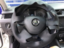 奥迈尔 斯柯达明锐真皮手缝方向盘套速派 科迪亚克柯珞克野帝yeti昕锐昕动汽车改装把套冬四季改装把套 碳纤维+翻毛红皮打孔 实拍图