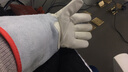 华特 耐低温手套牛皮LNG防液氮冷库搬运防水防寒防冻作业劳保手套 耐低温防液氮手套 40CM 实拍图