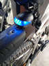中立（ZOLI） 自行车灯警示灯单车尾灯山地车灯激光尾灯USB充电牛头灯骑行装备单车配件 牛头灯蓝色可充电 实拍图