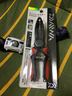 达亿瓦（DAIWA） LIGHT GAME 控鱼器钓鱼夹 轻盈路亚钳中小型鱼夹鱼器抓鱼器 红色 实拍图